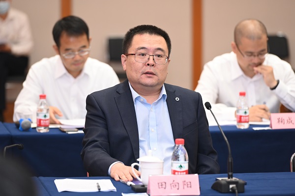 Weng Zuliang Holds a Meeting with Tian Xiangyang, Secretary of the ...
